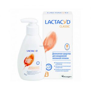 Dung dịch vệ sinh phụ nữ Lactacyd của Nga - 200ml